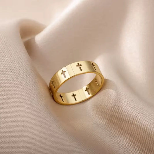 Anel Feminino Cruz Vazada Dourado