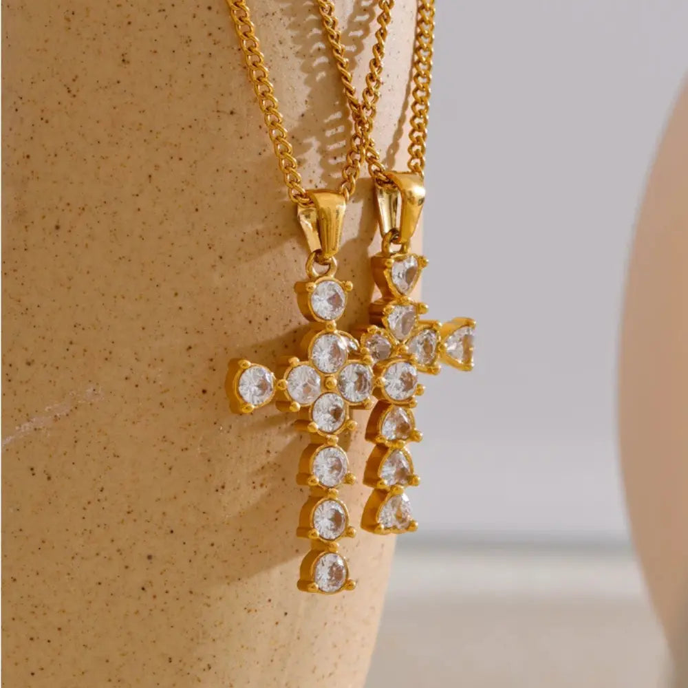 Colar Feminino Cruz Zircônia Cúbica Banhado a Ouro 18K