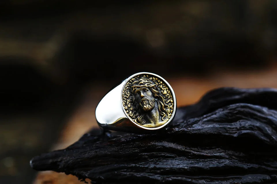 Anel Divino Sacrifício - Alta Qualidade e Estilo Religioso