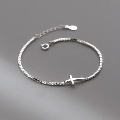Pulseira Feminina Cruz em Prata Esterlina 925