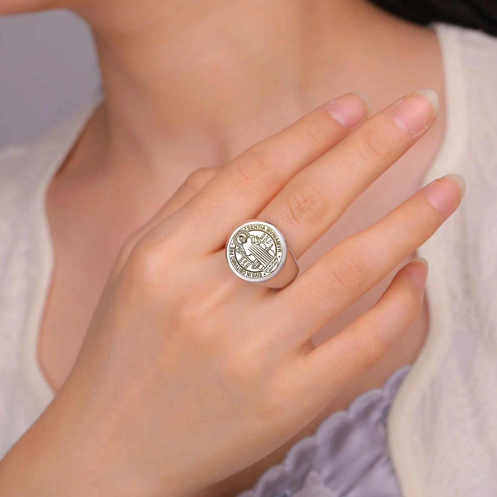 Anel São Bento Prata
