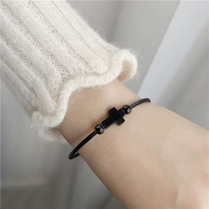 Pulseira Feminina de Aço Inoxidável com Cruz