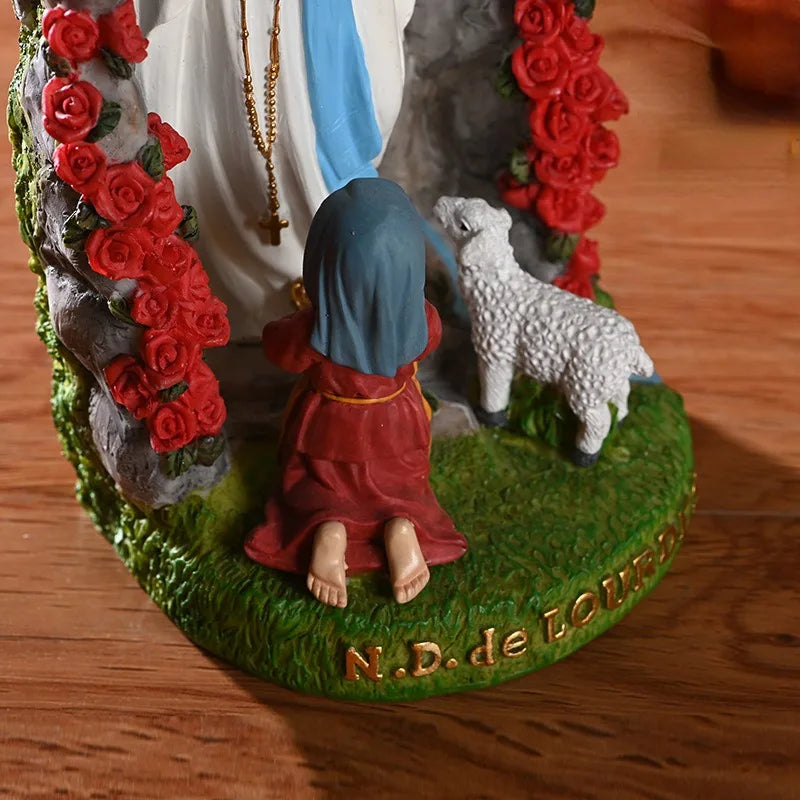 Imagem de Nossa Senhora de Lourdes em Resina – 20cm