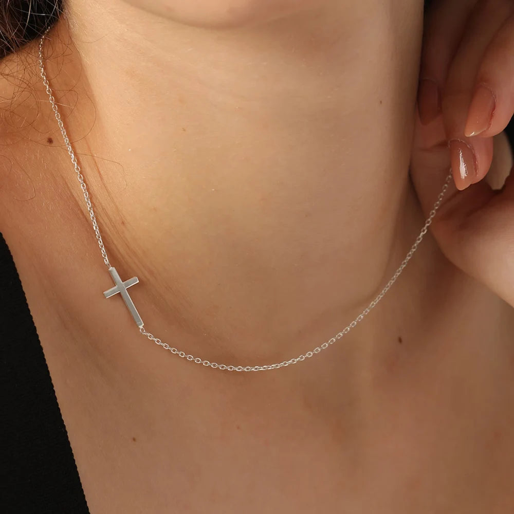 Colar transversal lateral, pingente crucifixo feminino, corrente ajustável de aço inoxidável, mãe esposa amigo presentes