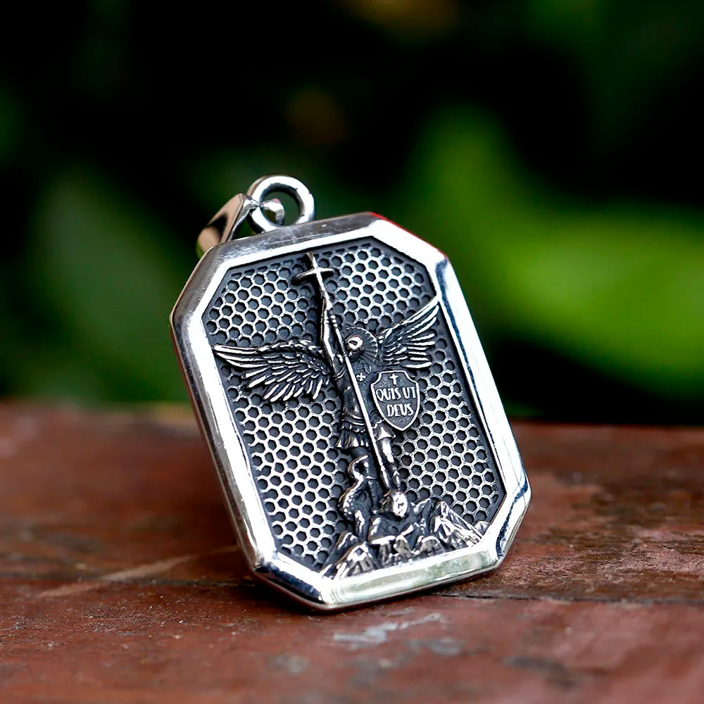 Colar Masculino Prateado Octogonal São Miguel em Aço Inoxidável