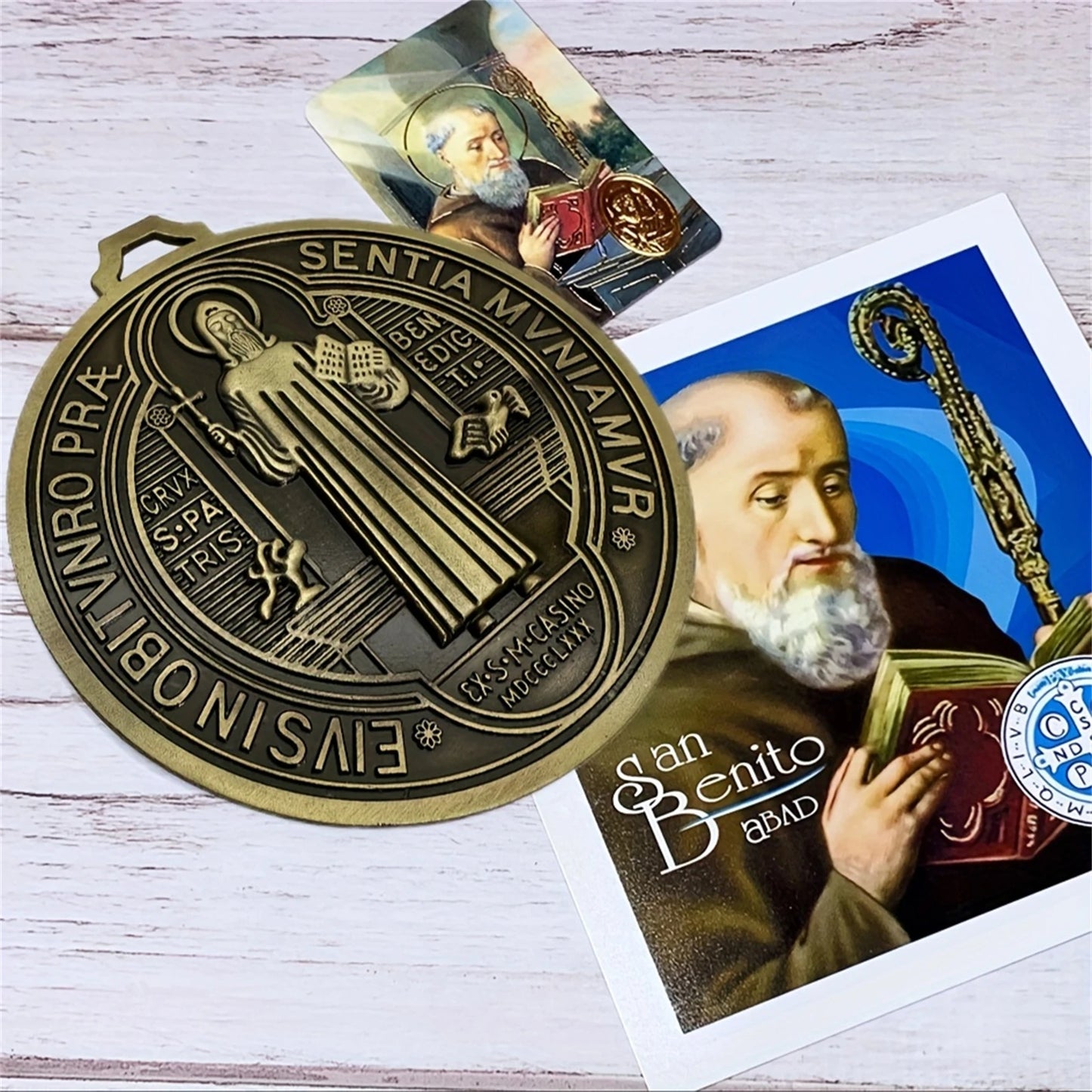 Medalha de São Bento Prata para Parede