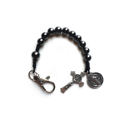 Chaveiro Dezena de Hematita com Cruz e Medalha de São Bento
