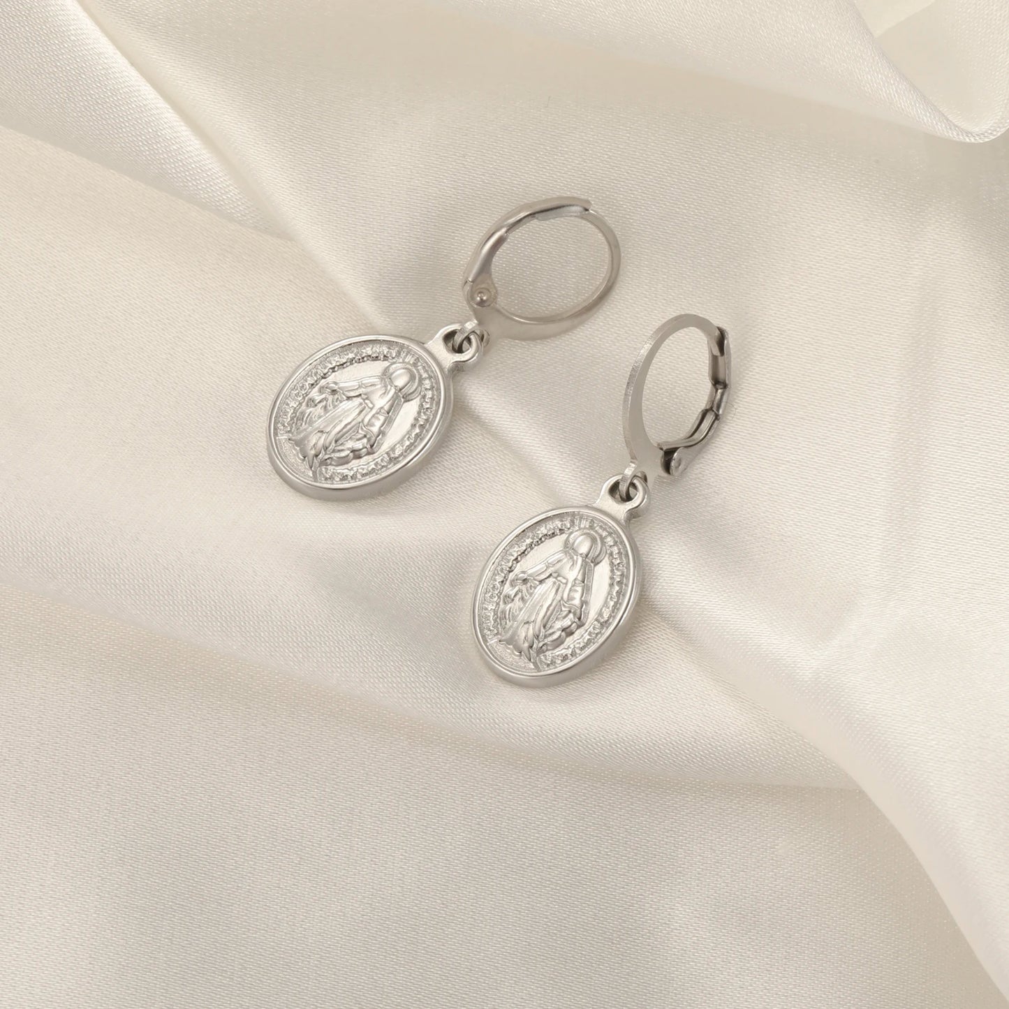 Brincos de Gota Nossa Senhora das Graças