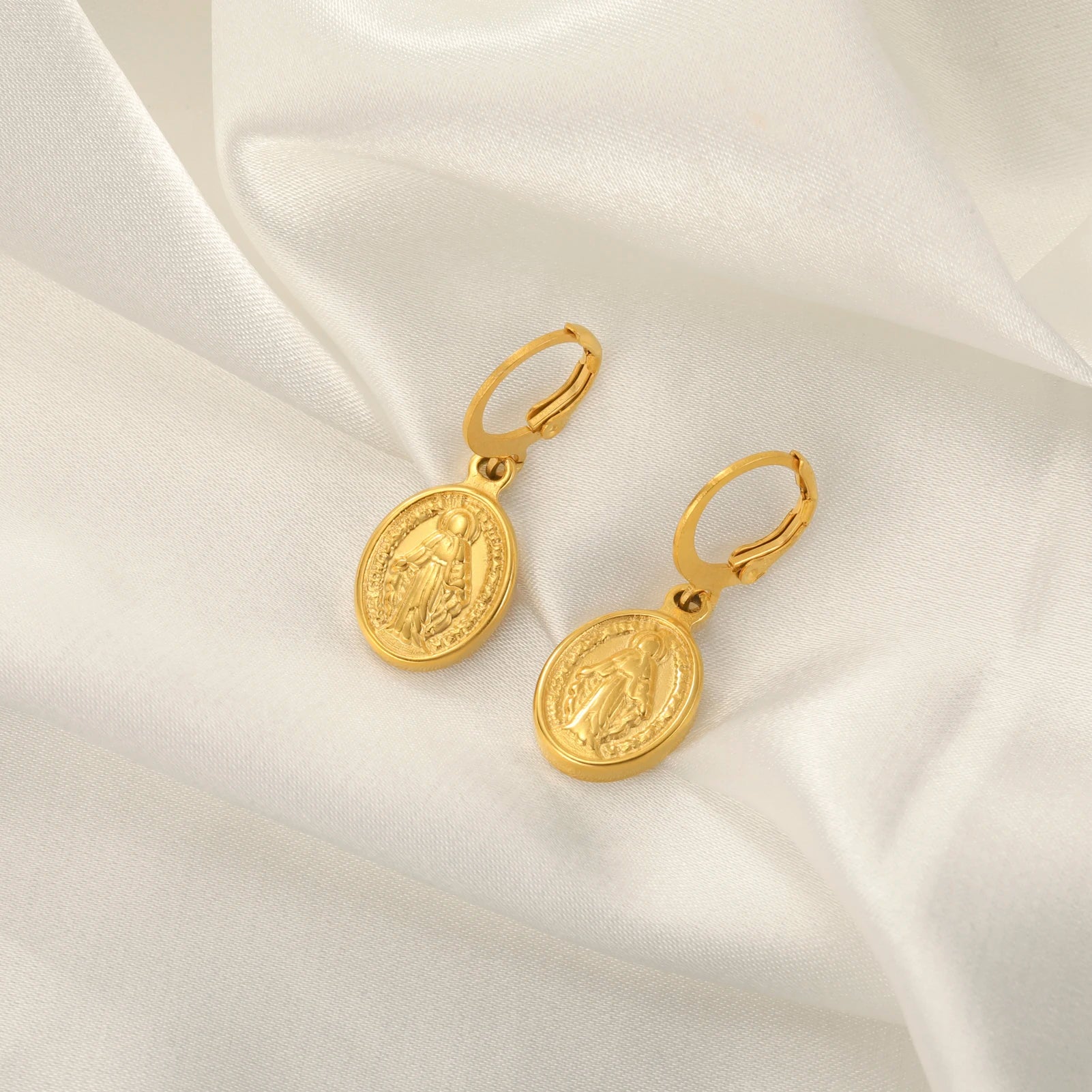 Brincos de Gota Nossa Senhora das Graças