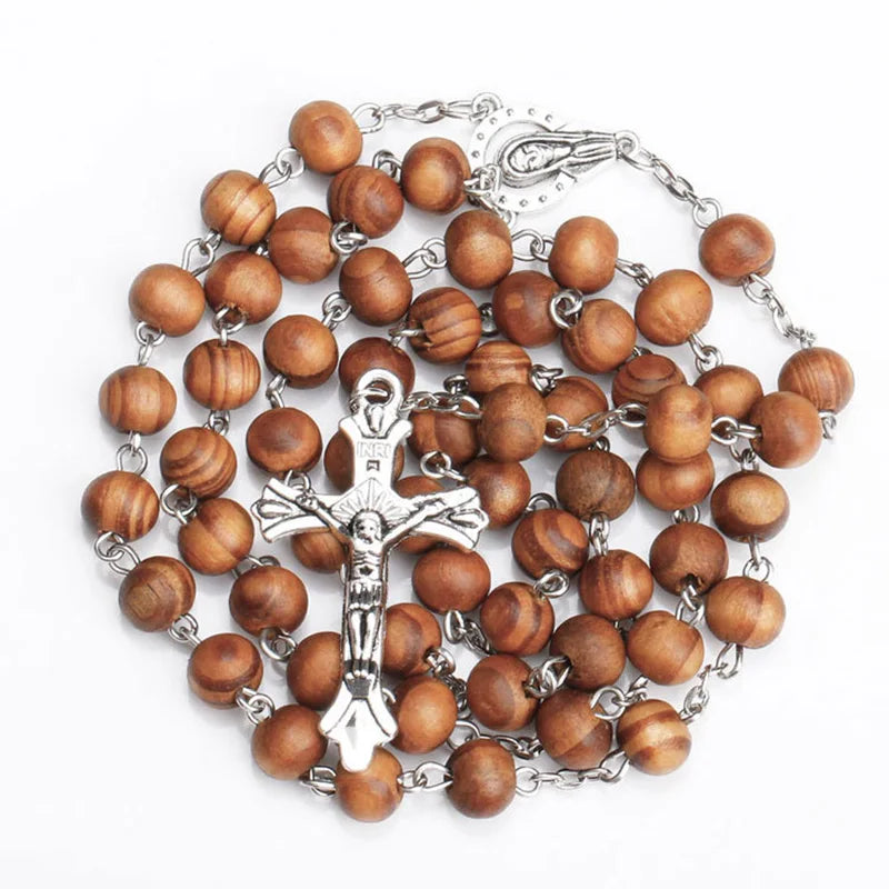 Terço Nossa Senhora com Contas de Madeira – Tradição e Devoção em Cada Oração