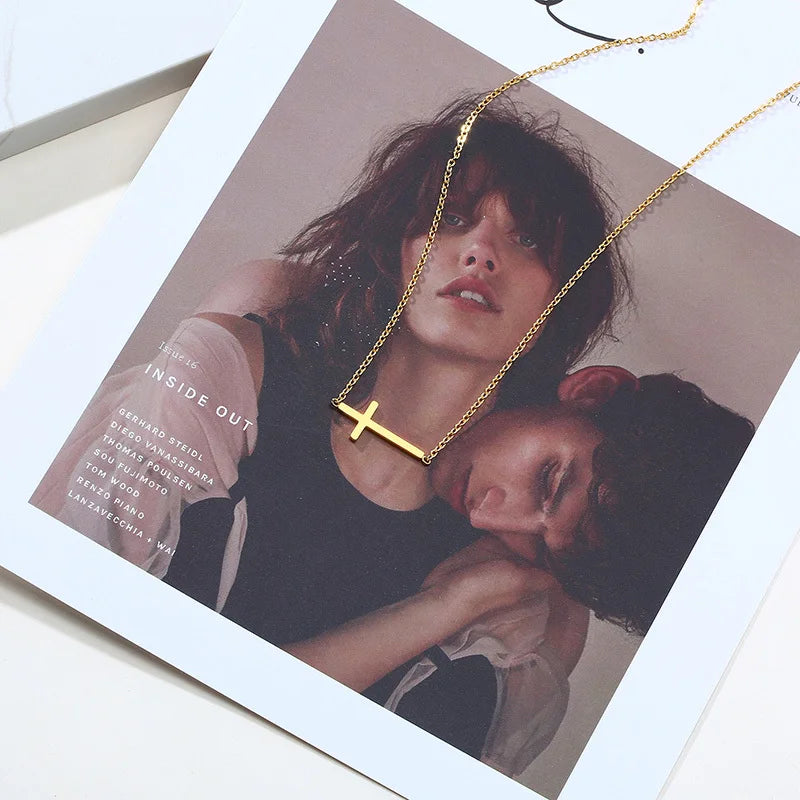 Colar transversal lateral, pingente crucifixo feminino, corrente ajustável de aço inoxidável, mãe esposa amigo presentes