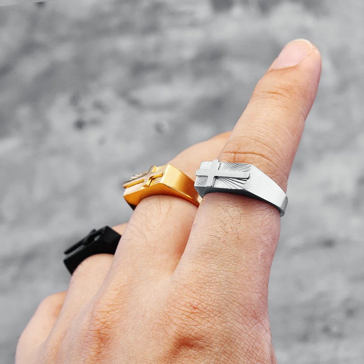 Anel Cruz Esculpida em Aço Inoxidável 316L para Homens