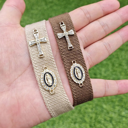 Pulseira de Corda Trançada com Cruz e Nossa Senhora de Guadalupe - Elegância e Fé