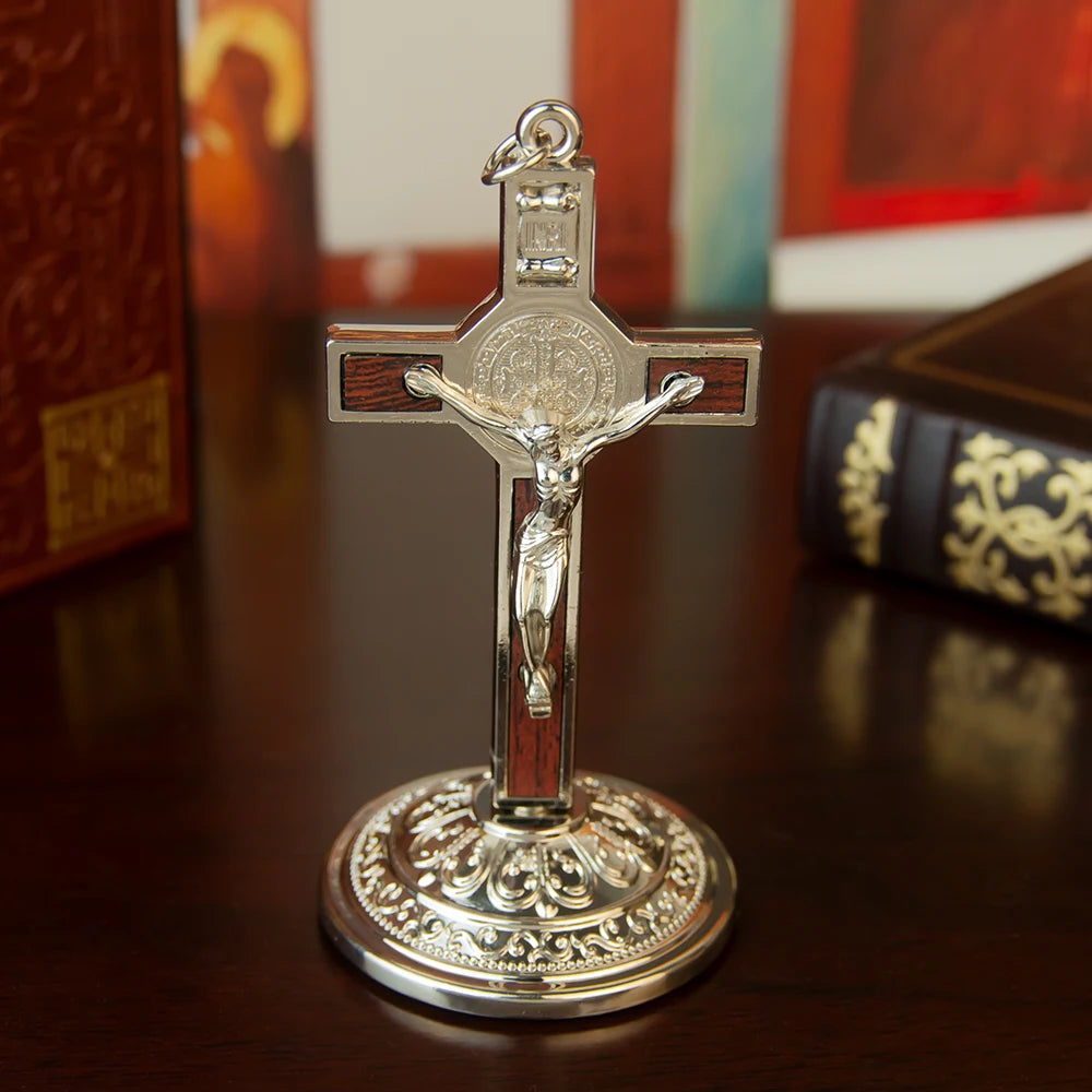 Crucifixo de Mesa em Metal 9cm