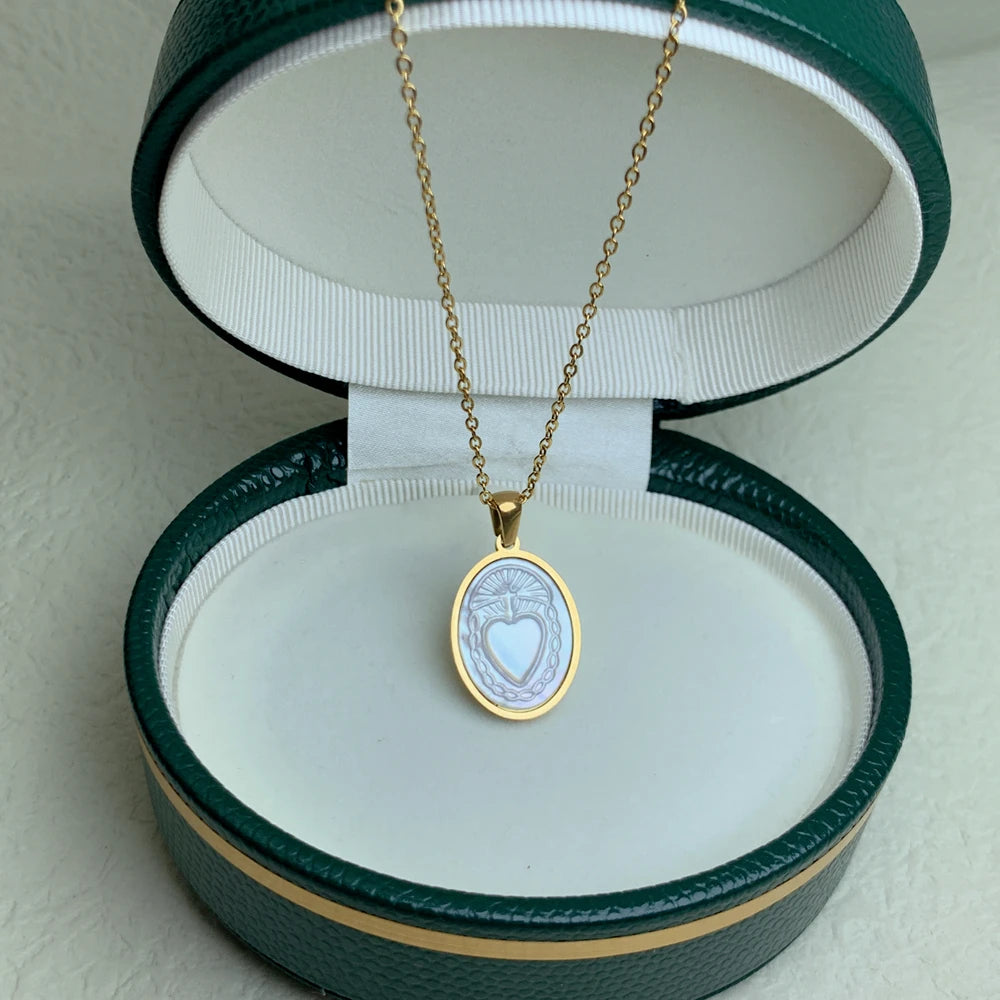 Colar Sagrado Coração de Jesus