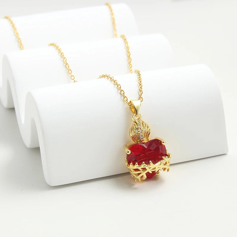 Colar Feminino Sagrado Coração de Jesus com Zircão Vermelho