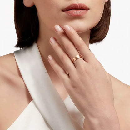 anel de cruz feminino