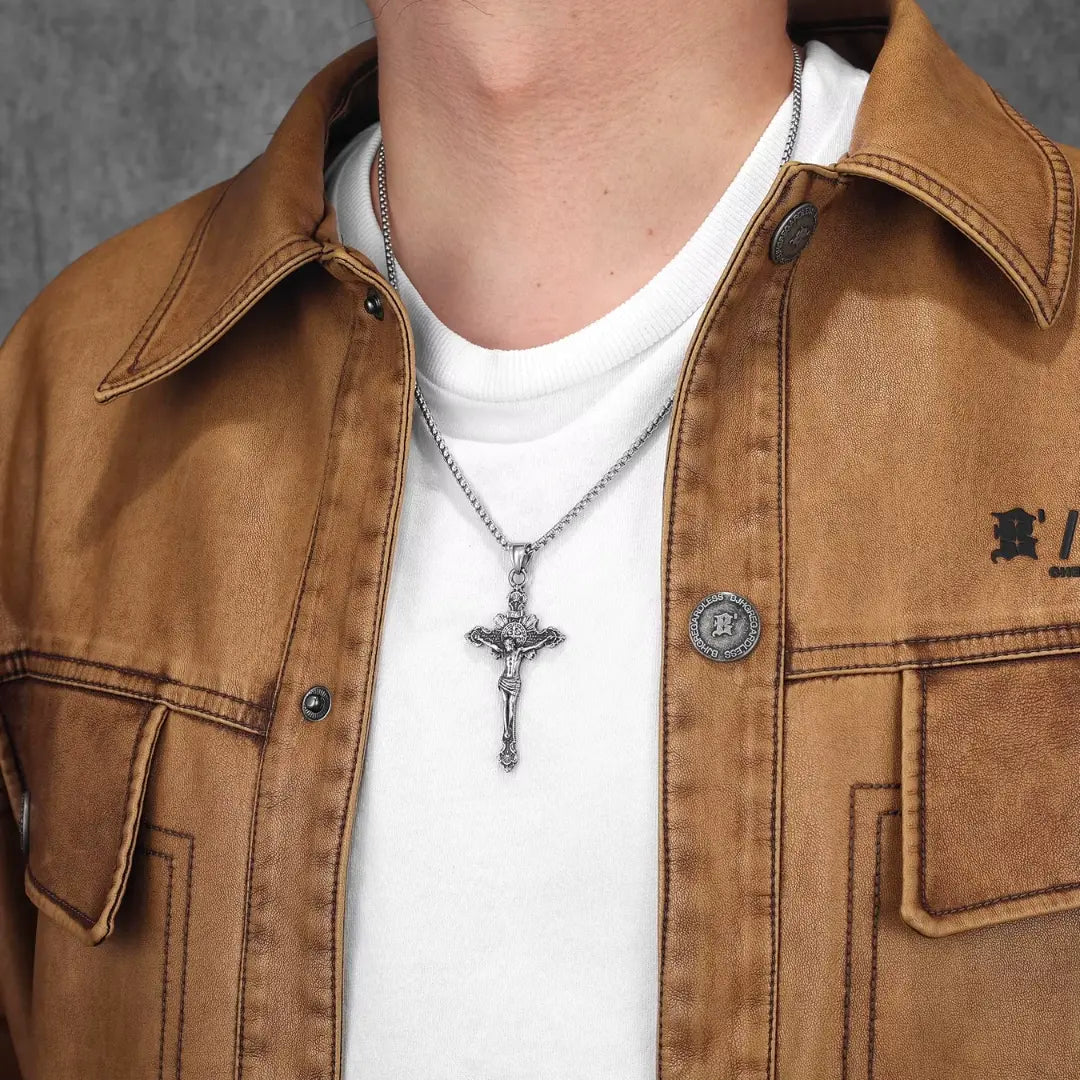 Crucifixo Colar Masculino Prata Modelo Essência Divina