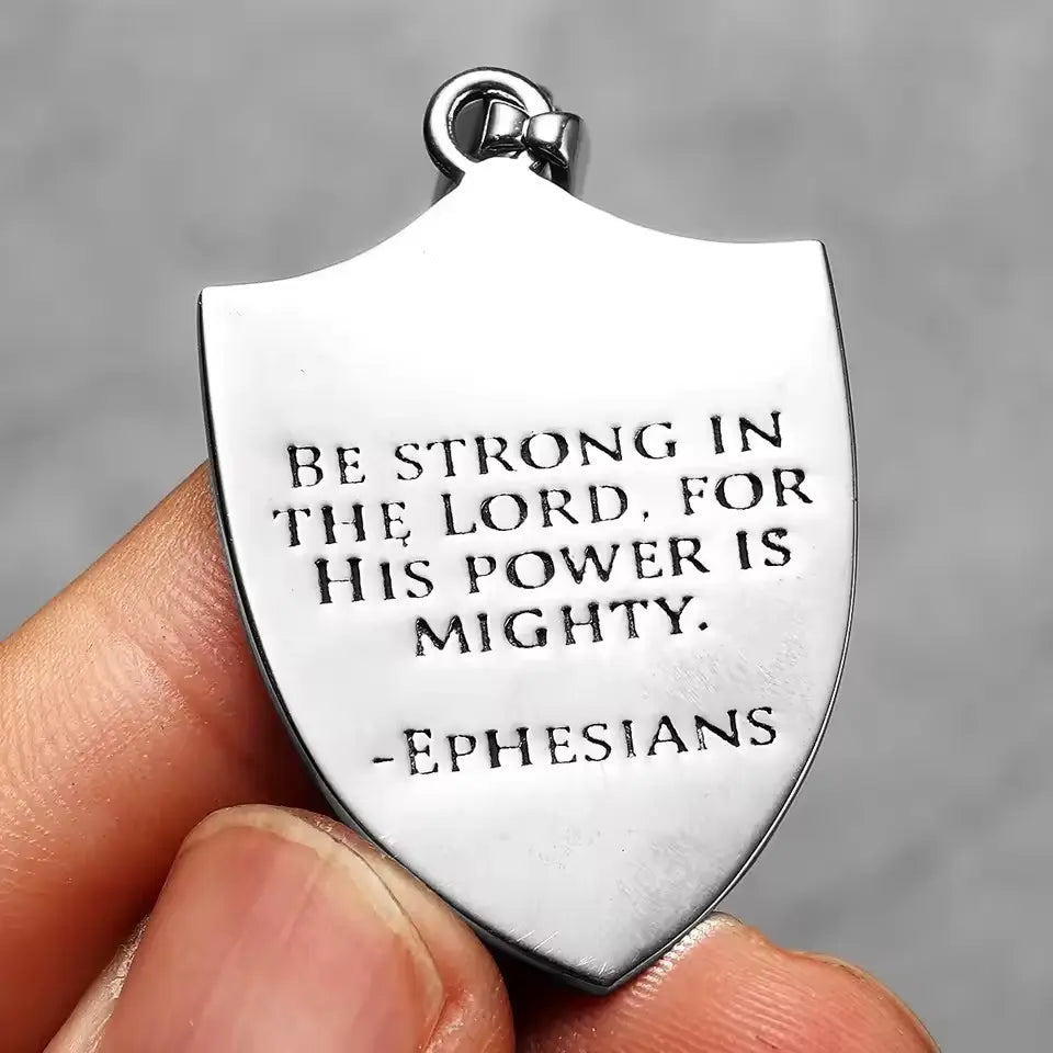 Colar Masculino São Miguel Arcanjo Defendei-nos no Combate