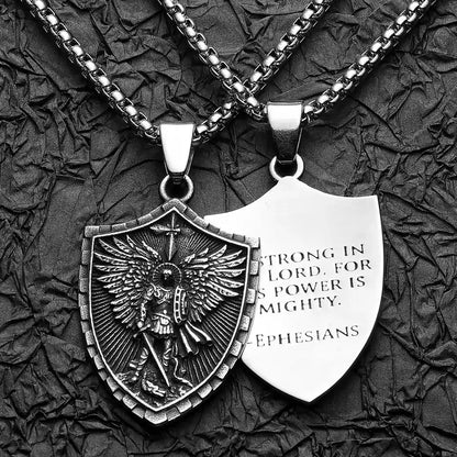 Colar Masculino São Miguel Arcanjo Defendei-nos no Combate