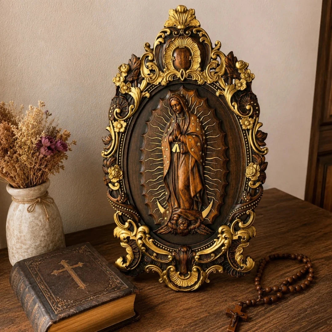 Imagem de Nossa Senhora de Guadalupe em Madeira de Faia Europeia 50cm