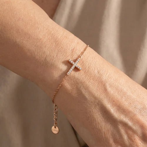 pulseira feminina com cruz