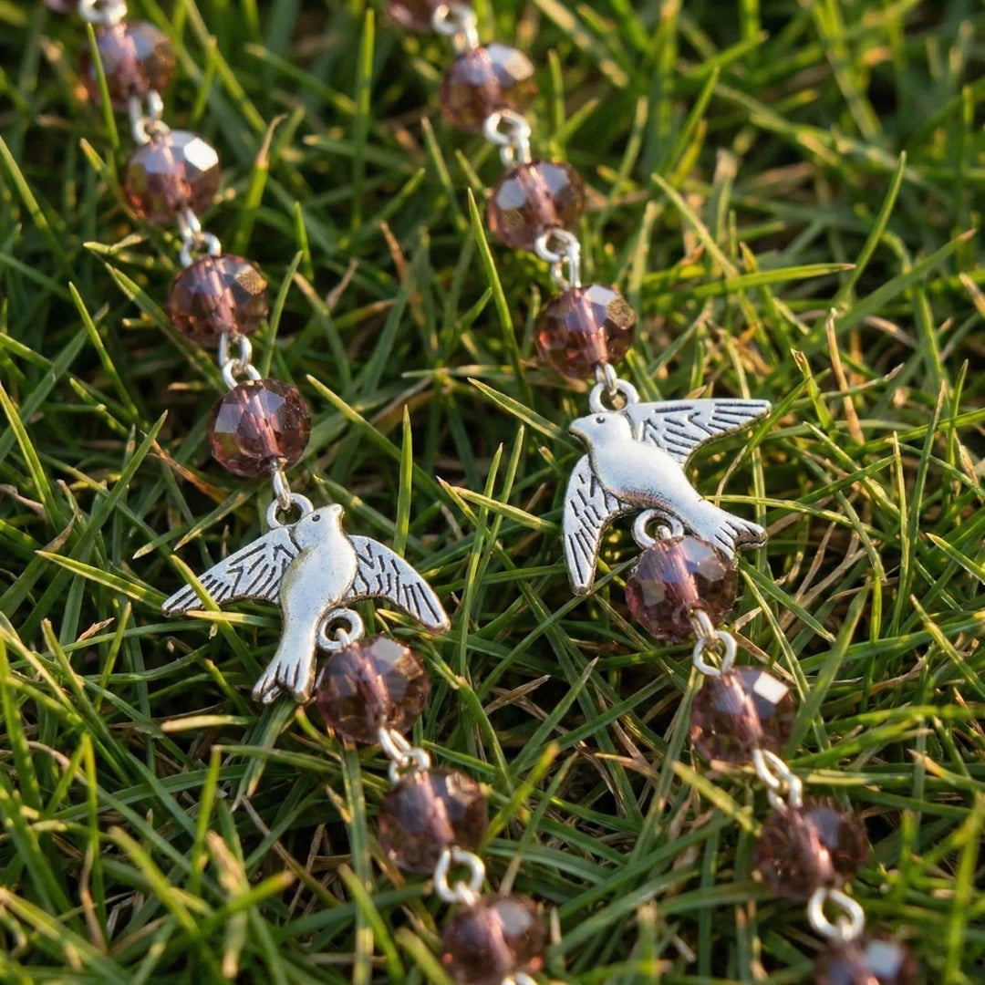 terço do divino espírito santo, terço vermelho, terço de nossa senhora das graças