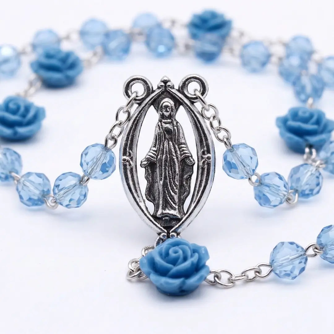 terço delicado feminino azul
