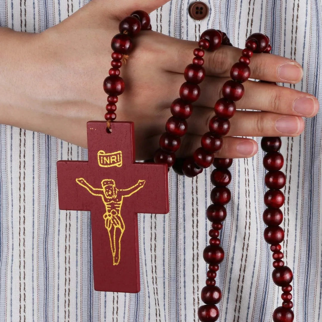 terço grande, terço de madeira